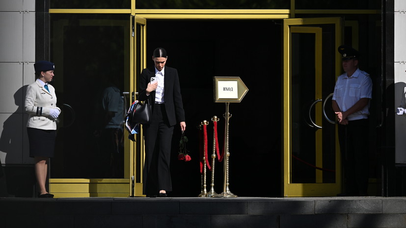 Никитин приехал на церемонию прощания со Старовойтом