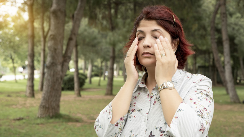 Россиянам назвали проблемы со зрением, которые могут возникнуть летом