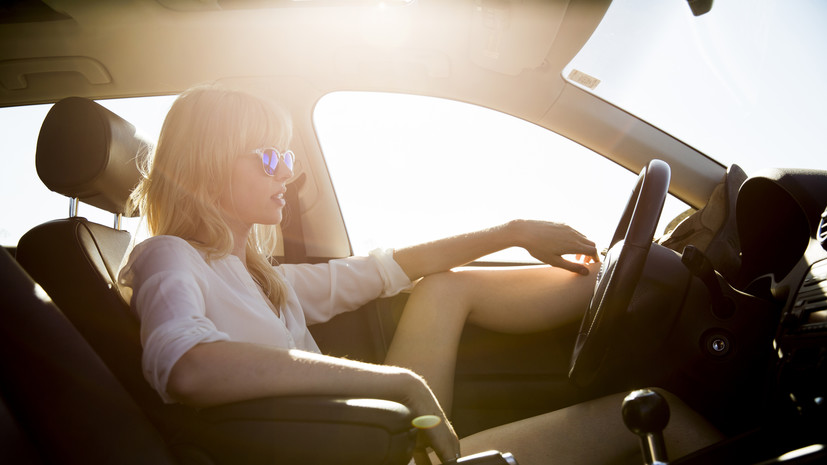 Специалист Абдуллаева: в жару рядовые предметы в автомобиле становятся угрозой