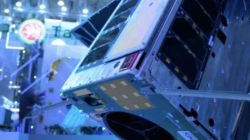 Ликсутов рассказал о столичных космических разработках на выставке «Иннопром»