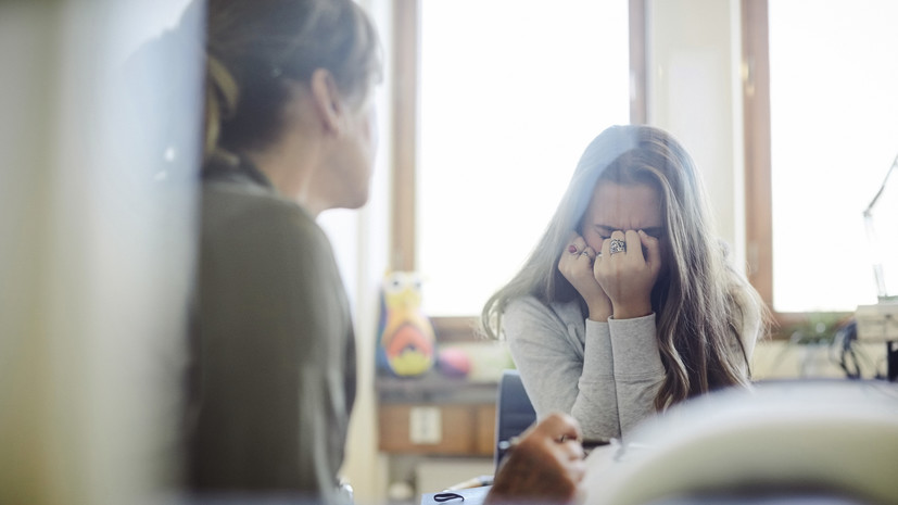 Психолог Свистунова рассказала об особенностях общения с подростками