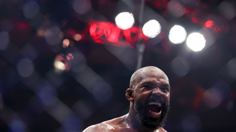 Джонсу предъявлены новые обвинения по уголовному делу