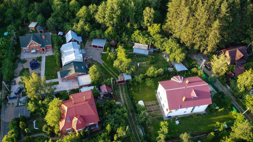 Нотариус: продавца дачи нужно проверять на банкротство и психические проблемы