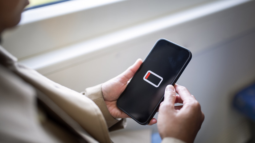 IT-эксперт Геллер назвал ключевые причины быстрой разрядки смартфонов