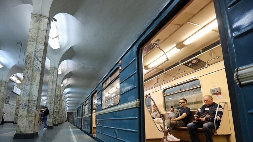 На Замоскворецкой линии метро Москвы восстановили движение