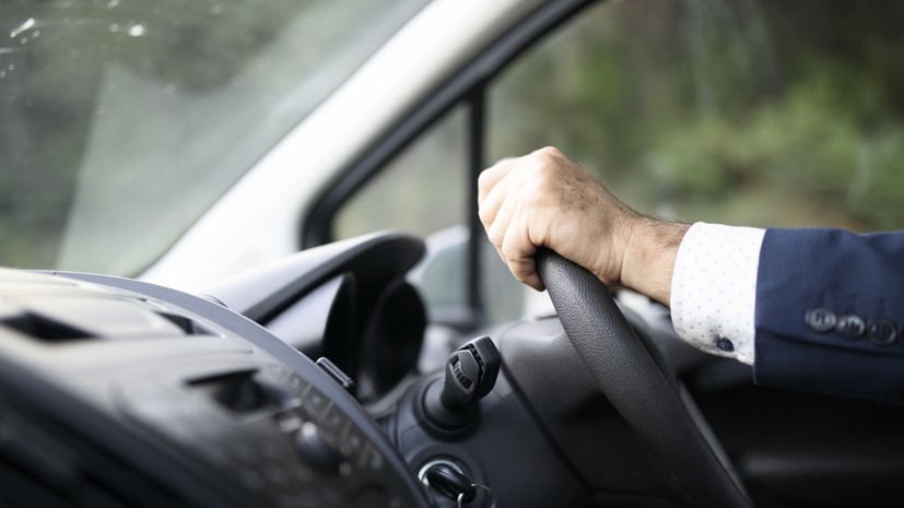 МВД предлагает пересмотреть подходы допуска праворульных машин к дорожному движению