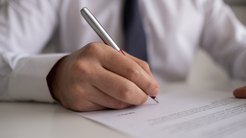 Нотариус Рыков рассказал, как не стать жертвой из-за доверенности