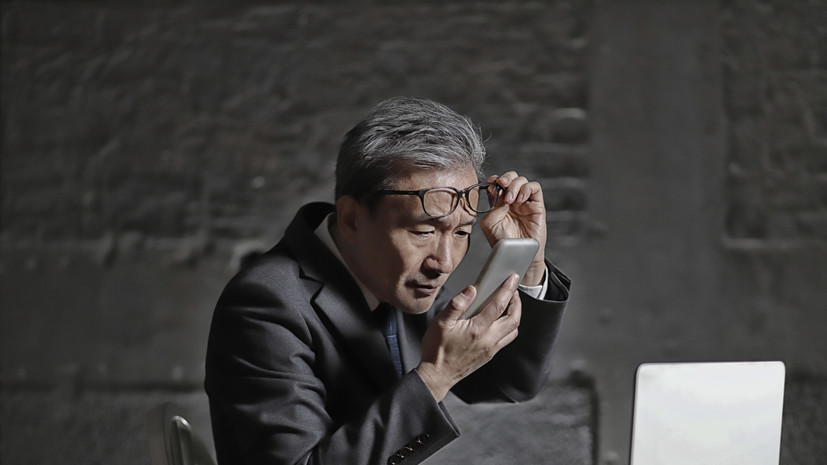 Профессор Тахчиди рассказал, что такое пресбиопия и можно ли её вылечить