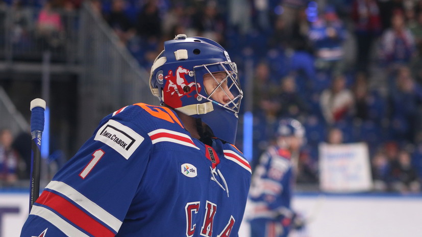 Российский вратарь Бережной подписал контракт с «Чикаго»