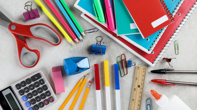 ФАС: продавцам школьных товаров следует ограничить наценки летом