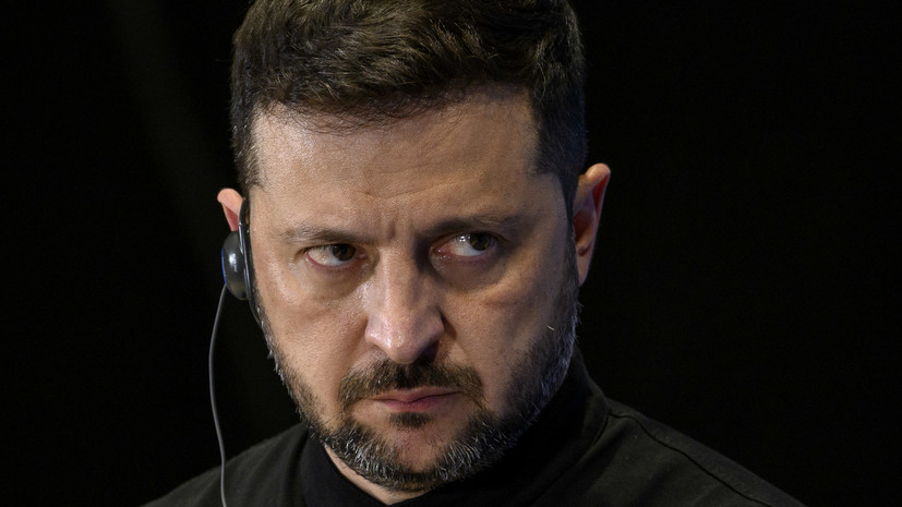 Зеленский поручил Умерову активизировать переговоры с Россией