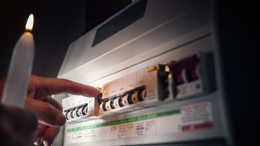 В Симферополе и Алуште без света остались почти 11 тысяч человек