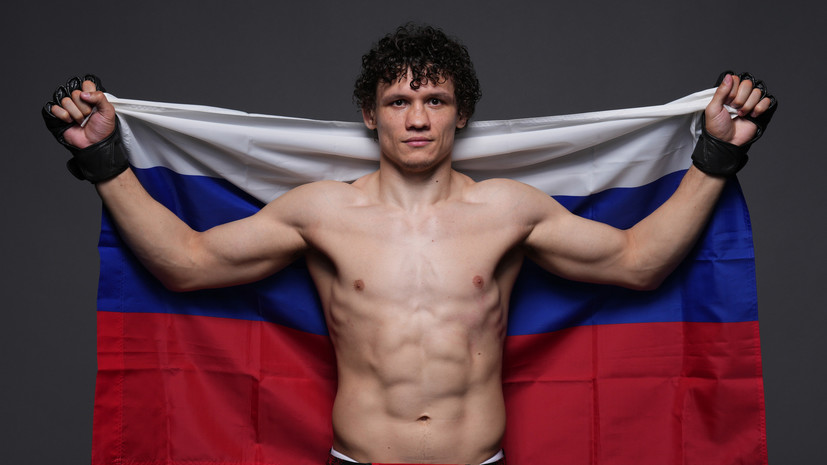 Копылов сделал вес перед поединком с Костой на турнире UFC 318