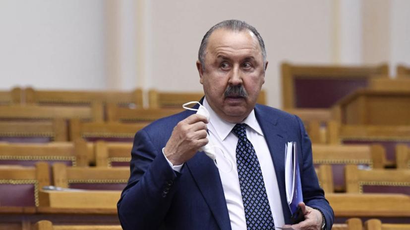 Газзаев призвал давать больше шансов российским тренерам и футболистам
