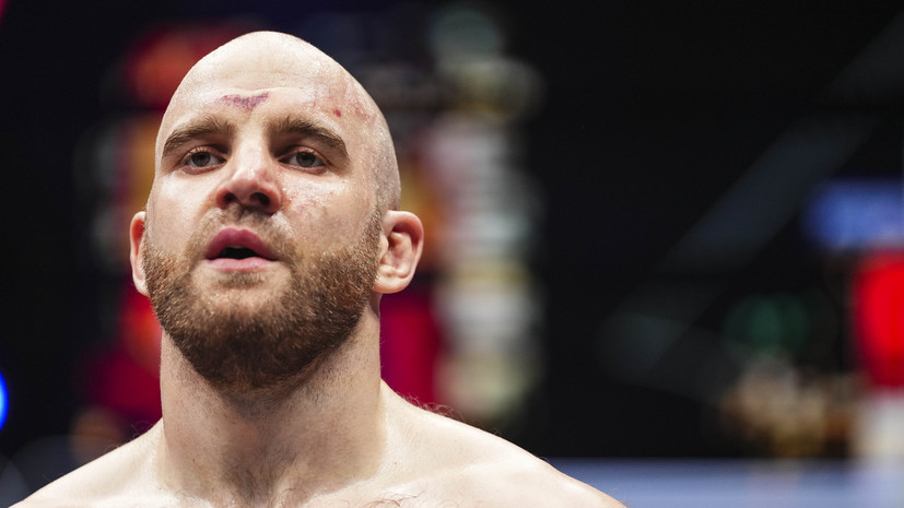 Гольцов проиграл техническим нокаутом на турнире PFL