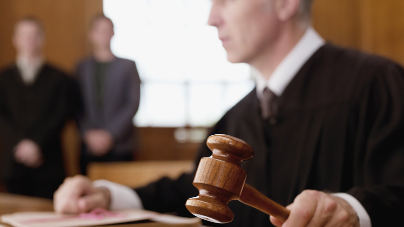 Суд в Казани взыскал с экс-главы двух районов и его родных 437 млн рублей