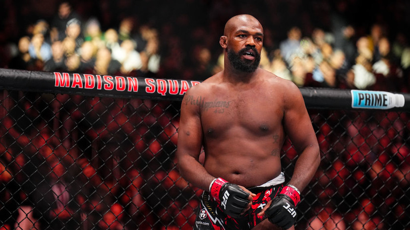 Джонс расстроен из-за нежелания Уайта устраивать ему бой в Белом доме