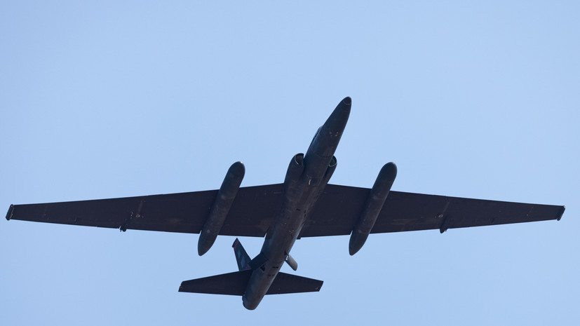 Колесник: самолёты-разведчики постоянно барражируют у Калининградской области
