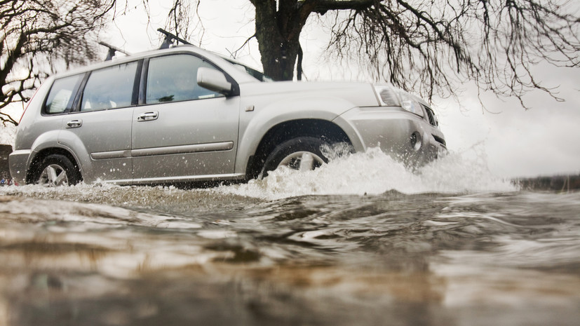 Автоэксперт Славнов: если машину затопило, нужно сделать фото и видео