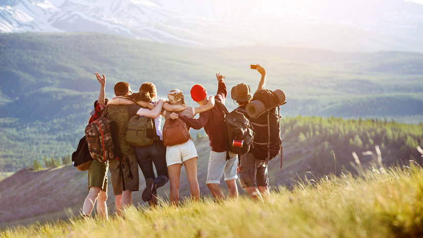 Специалист Агафонов заявил о быстром развитии туризма внутри России