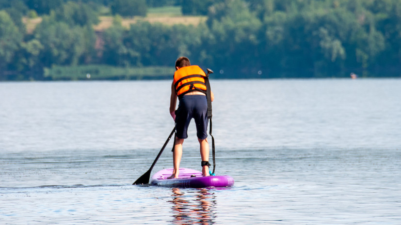 В Петербурге предложили утвердить маршруты водных прогулок на сапбордах