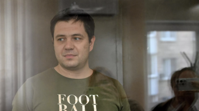 Главред Baza Глеб Трифонов арестован до 20 сентября по делу о взятке