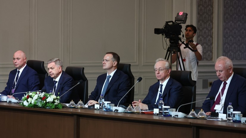 В Стамбуле начались российско-украинские переговоры