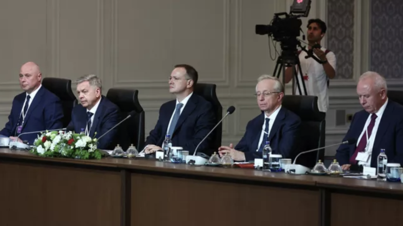 Мединский: Россия вернула Украине более семи тысяч тел бойцов ВСУ