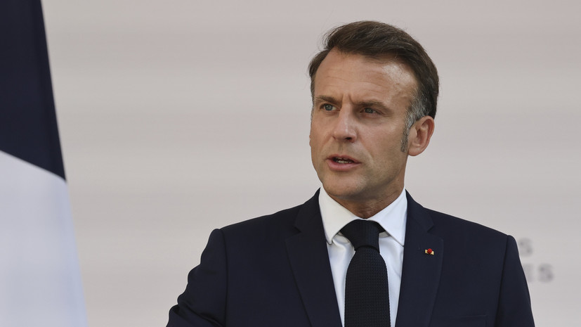 Parisien: между Макроном и главой МВД Франции Ретайо назревает конфликт