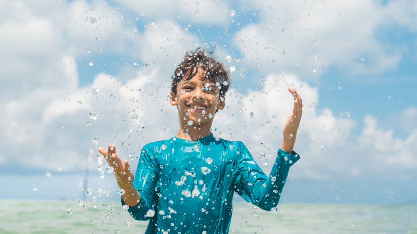 Специалист Минкина рассказала, в каких регионах летом пригодится одежда с УФ-фильтрами