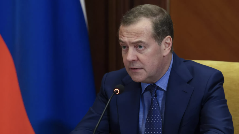 Медведев провёл заседание рабочей группы Военно-промышленной комиссии России