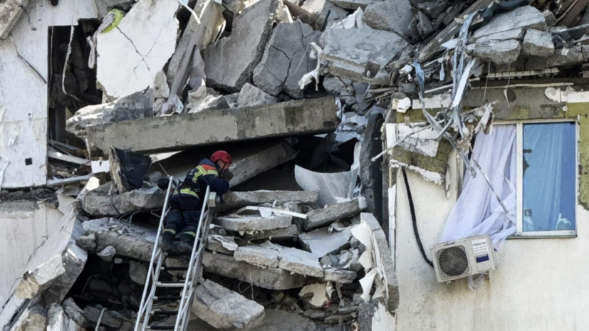 ТАСС: при взрыве газа в жилом доме в Саратове пострадали семь человек