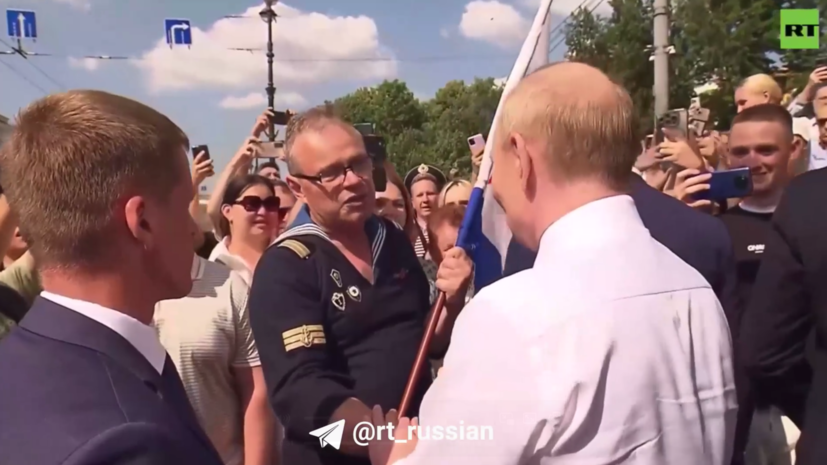 Моряк из Петербурга — о встрече с Путиным: у президента очень сильная рука