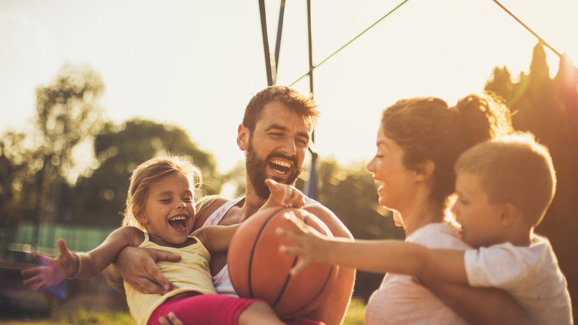 В России предложили ввести дополнительный выходной для родителей детей до 18 лет