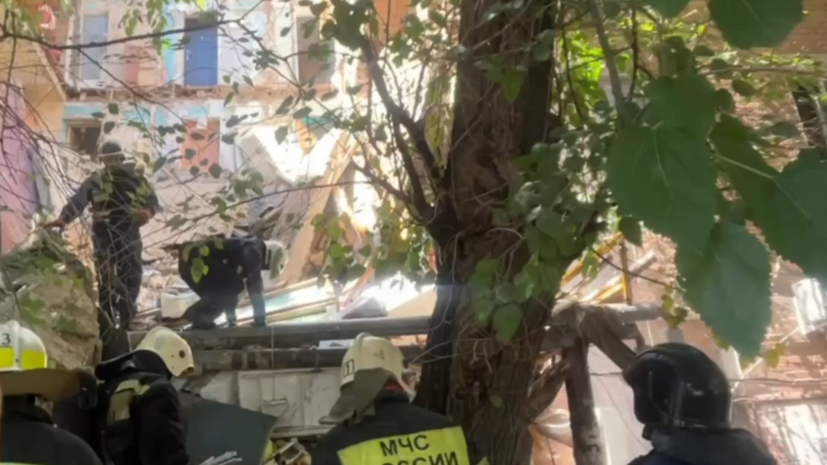 МЧС: в Астрахани произошло обрушение части квартир с первого по пятый этаж