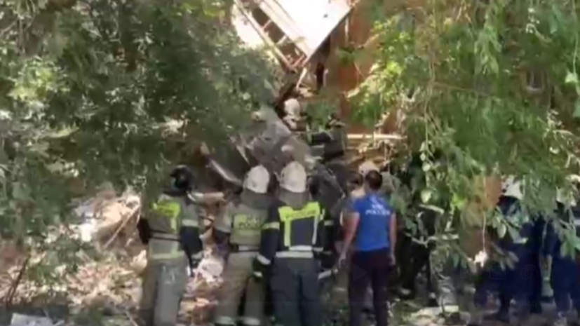 Прокуратура организовала проверку после обрушения части пятиэтажки в Астрахани