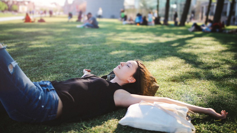 Юрист Гаврилова рассказала, как без штрафов загорать в парках