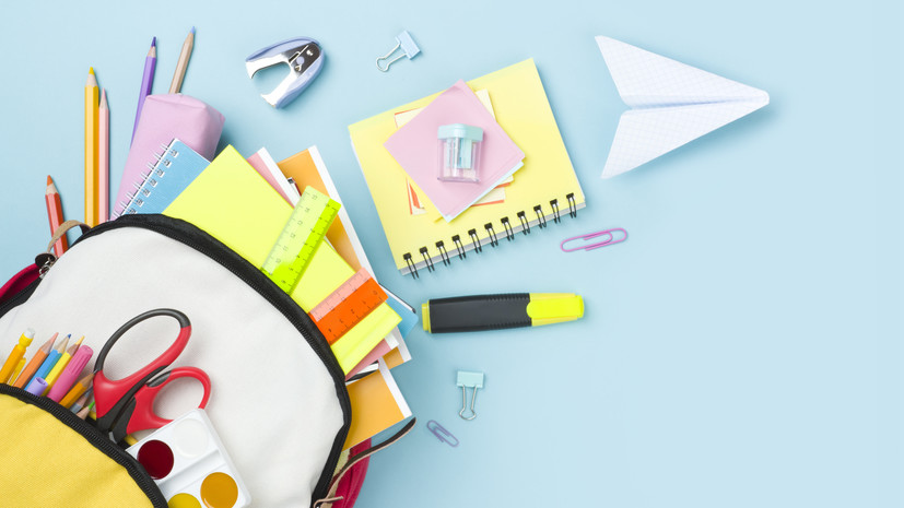 Аналитик Кутьин назвал способы сэкономить на товарах к школе