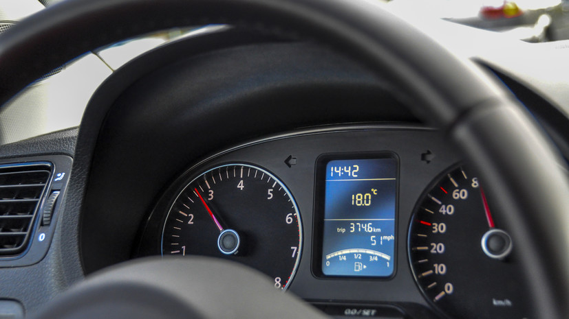 Большинство россиян назвали пробег основным критерием новизны автомобиля