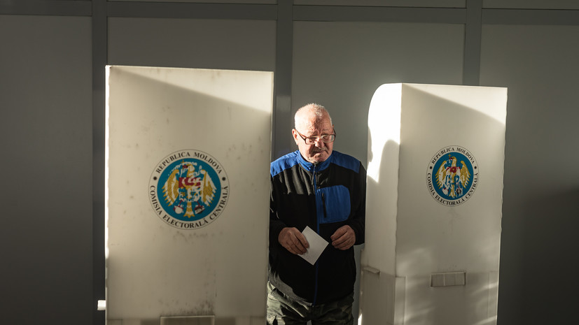 Три оппозиционные партии Молдавии подали в ЦИК документы для регистрации блока