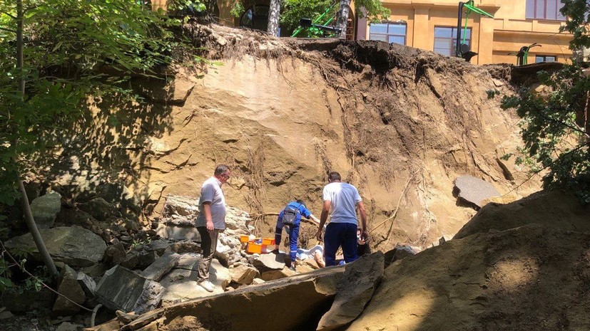 Дело возбуждено по факту обвала породы на территории санатория в Кисловодске