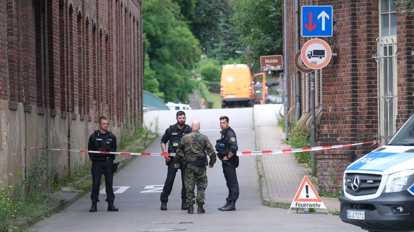 LVZ: вертолёт на задании бундесвера упал в реку в восточной Германии