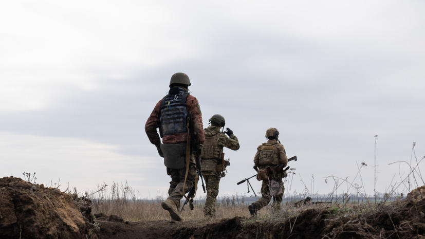 Боец ВС России: ВСУ отступают с позиций под Красноармейском