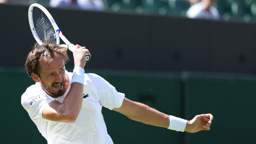 Медведев вышел в третий круг турнира ATP в Торонто