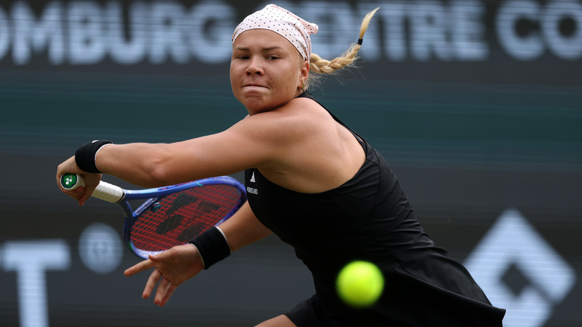 Шнайдер уступила Боузковой во втором круге турнира WTA в Монреале