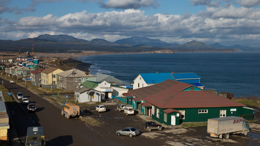 Жители Сахалина вернулись в дома после землетрясения и цунами