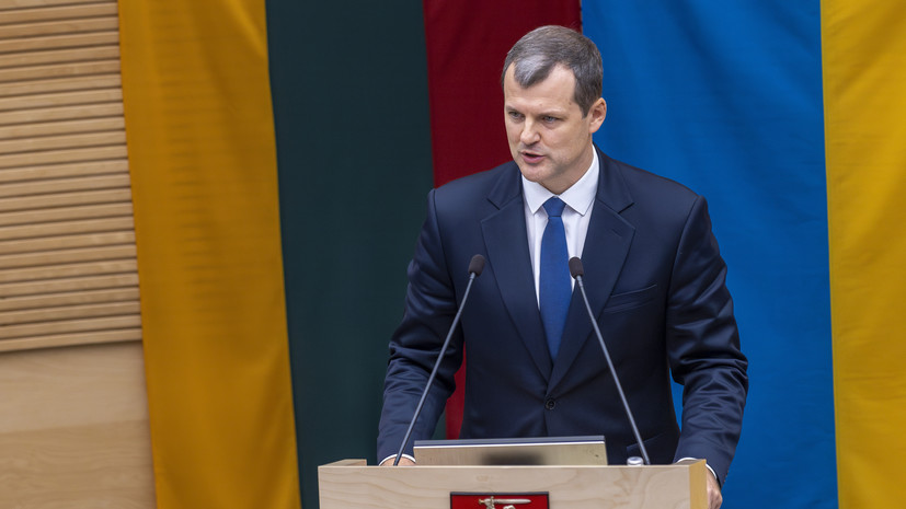Премьер Литвы Палуцкас сообщил президенту об отставке