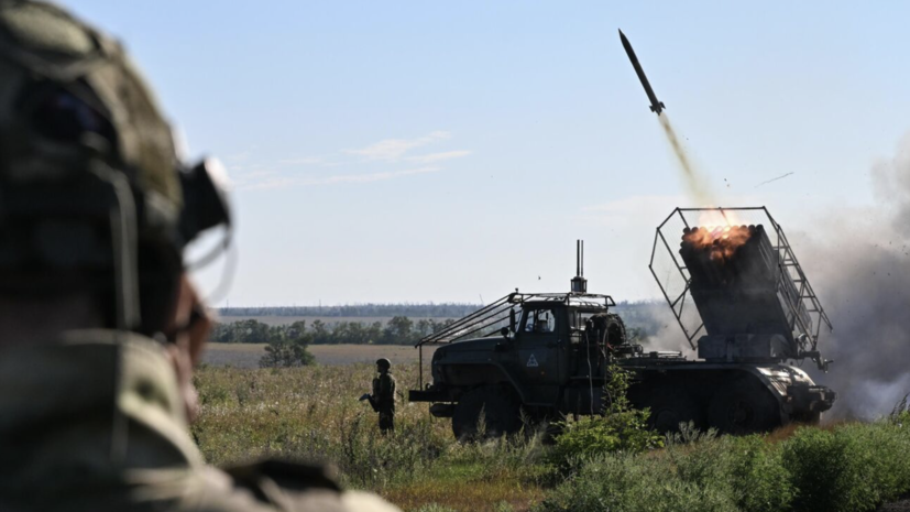 Поражены предприятия ВПК, военный аэродром и склады: ВС РФ нанесли групповой удар по военным объектам Украины