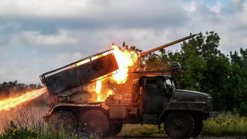 ВС России нанесли семь групповых ударов за неделю по военным объектам Украины