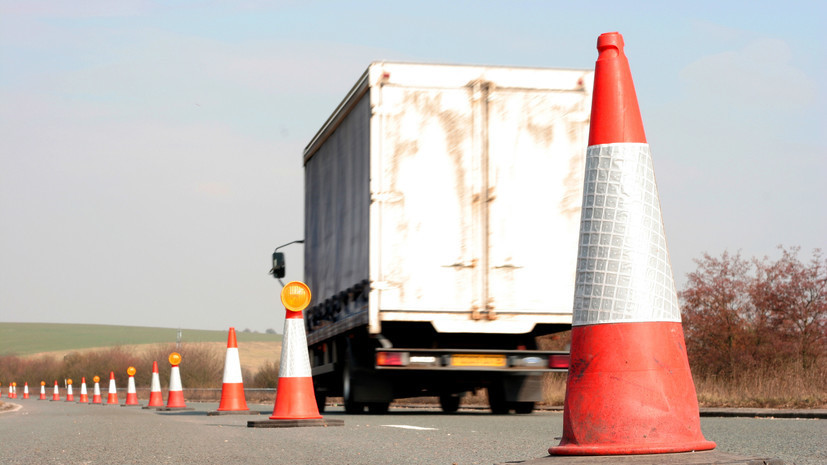 Часть трассы Ростов-на-Дону — Волгодонск перекрывали из-за природного возгорания